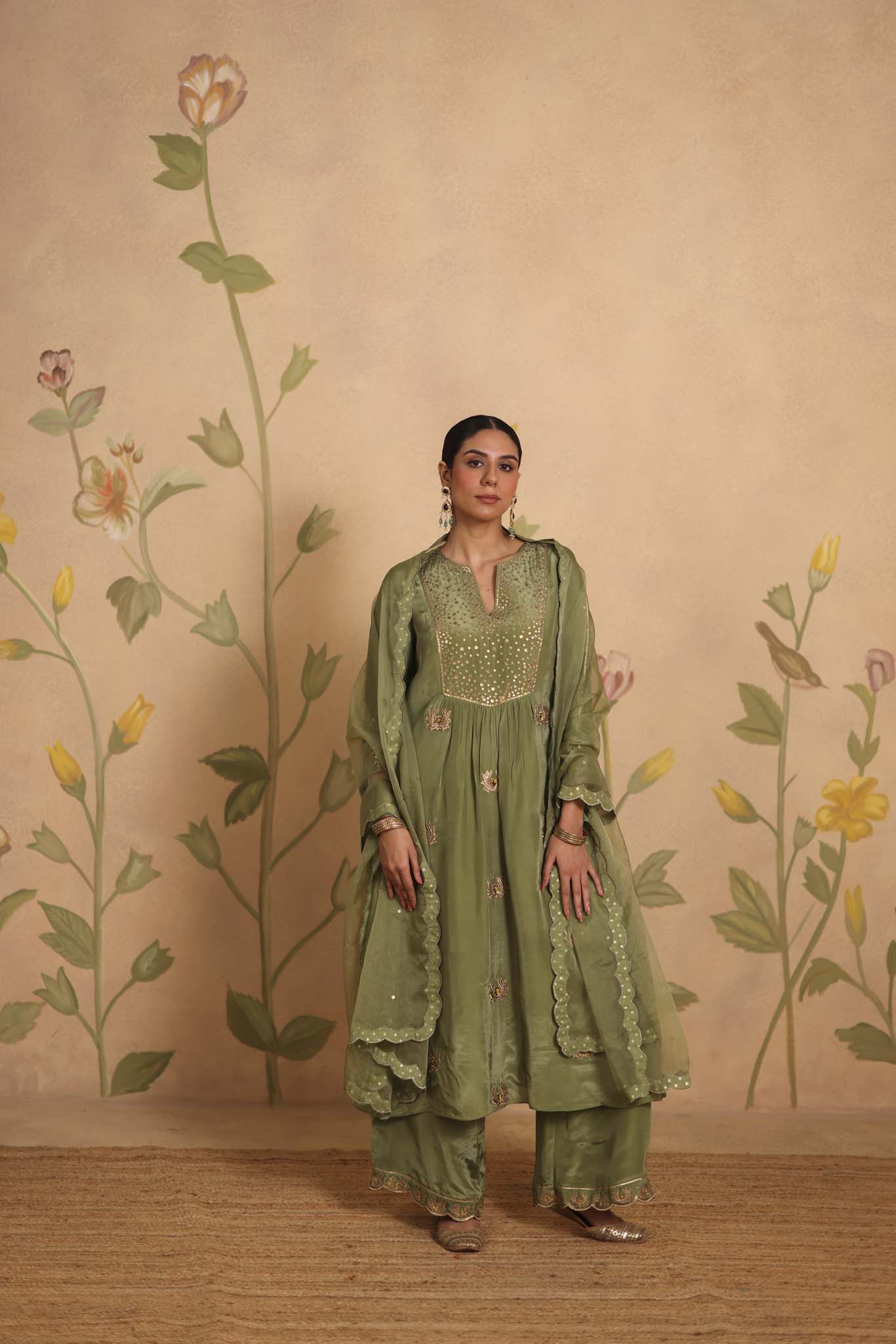 Kamla silk kurta set (Sage green)